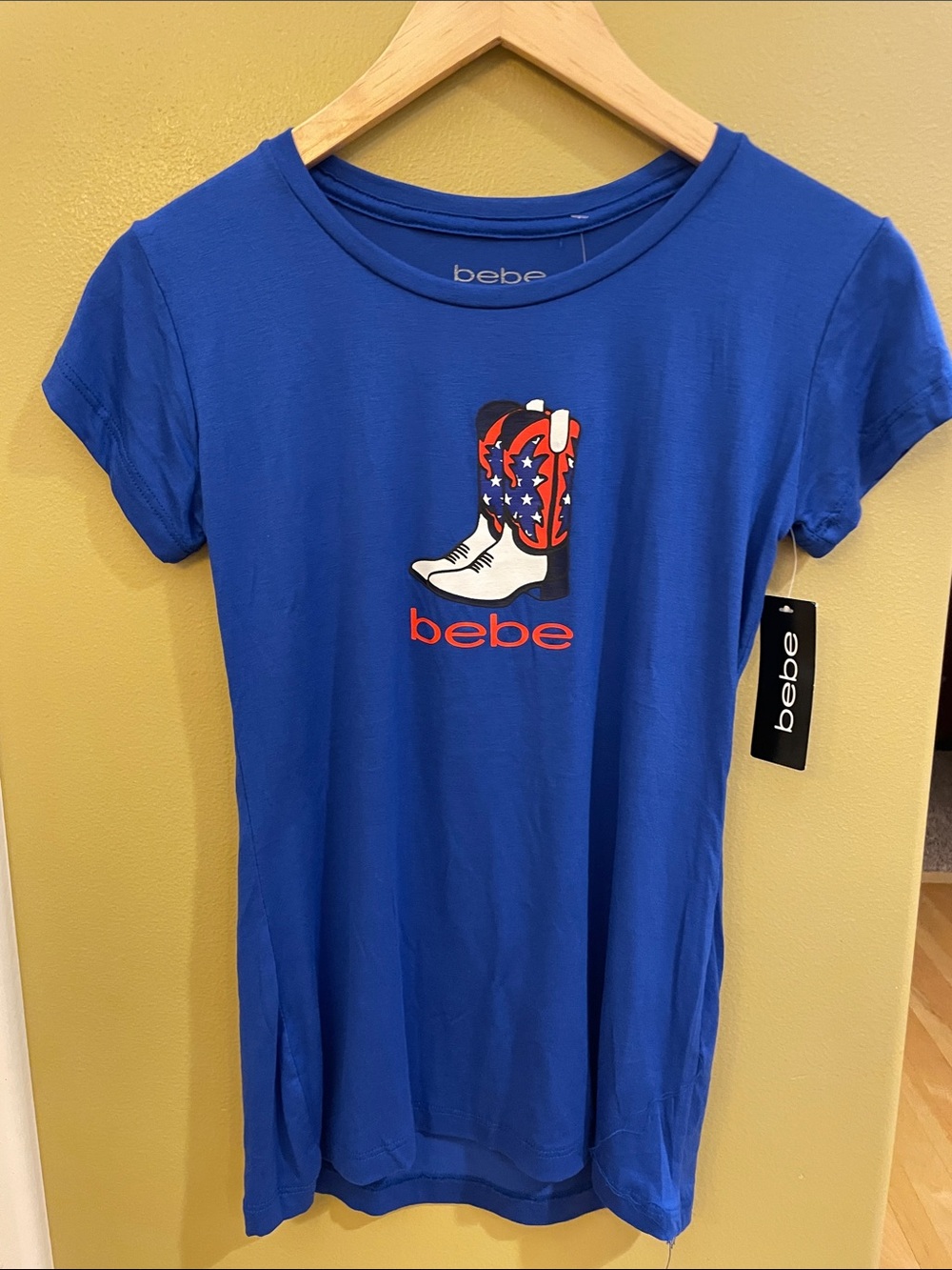 NWT bebe Blue Short-Sleeve Tee with Cowboy Boot Graphic